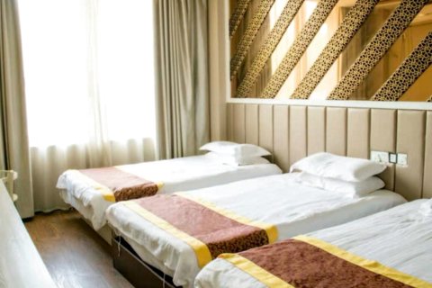 渑池克雷斯订宾馆