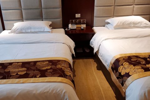 青神爱尚摩登假日酒店