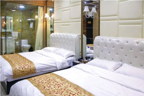 永吉驿家人商务酒店