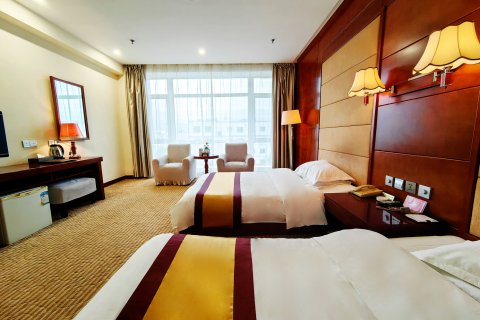 集安市华明假日大酒店