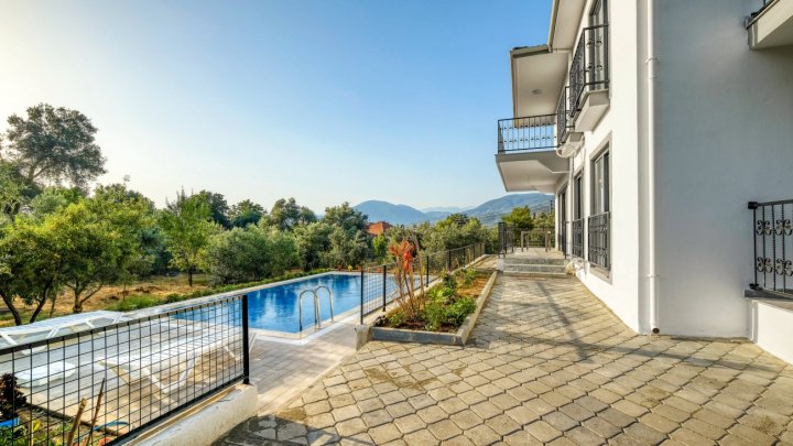在斐提耶拥有自然景观的迷人之家(Charming House with Private Pool and View Surrounded by Nature in Fethiye)