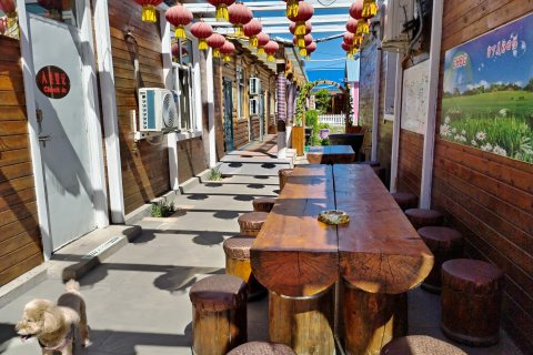 额尔古纳黑山头彩虹民宿