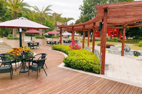 高州乐天温泉酒店