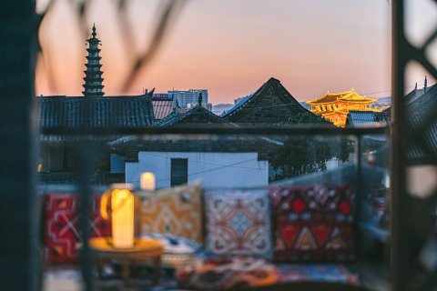 建水千屿观景民宿(建水古城店)