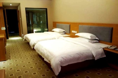 新源联诚生态大酒店