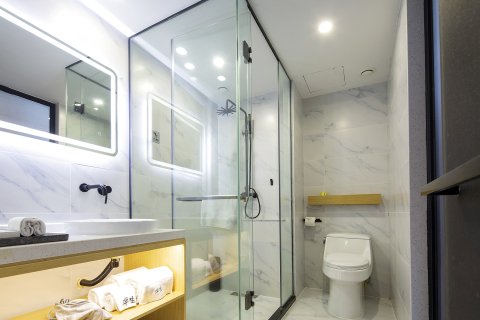 三亚亚龙湾浮生若宿设计民宿