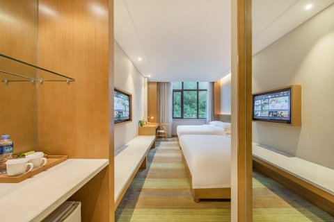 安吉银润小镇雷迪森维嘉酒店(Hello kitty乐园店)