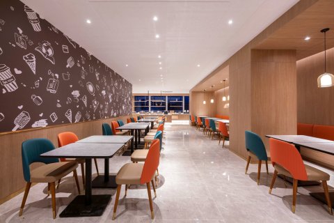 汉庭酒店(瓦房店火车站店)