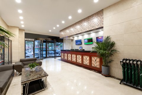 格林豪泰酒店(天津静海火车站金桥国贸中心店)