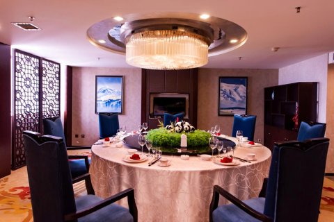 岷山饭店(沈阳站太原街店)