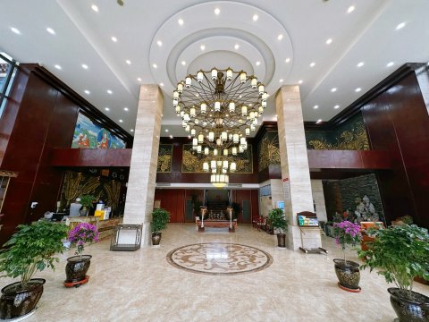 拉萨扎基大酒店