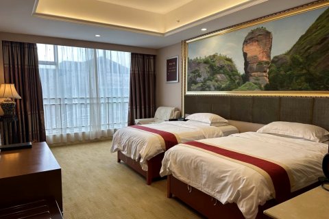 兴国黄隆顺品禄园酒店