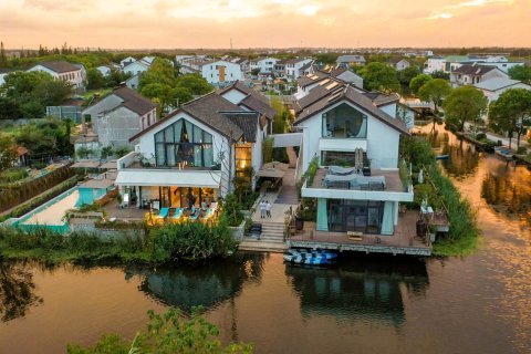 昆山溪地阿兰若度假村落