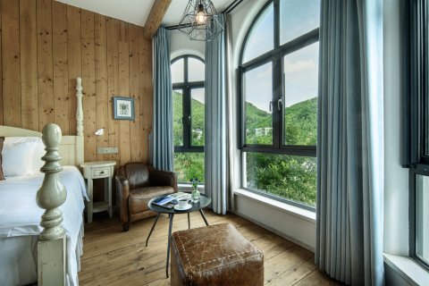 莫干山十八迈温泉度假酒店