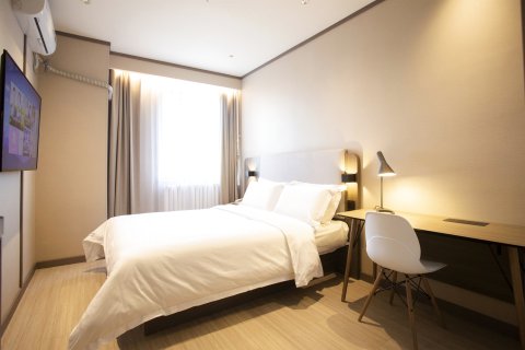 汉庭酒店(太原五一路山大二院店)