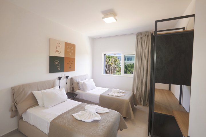 New 5 Bedroom Villa with Pool in the Center of Ayia Napa | Kube Villa 4