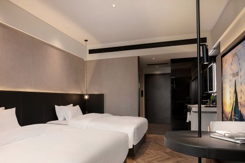 CHIC·宿里高空设计师酒店(成都春熙路店)