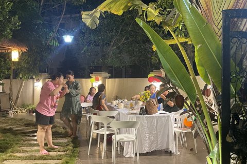 东山芭果时光别墅酒店