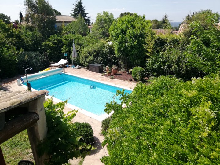 Villa with Swiming Pool Near Aix en Provence