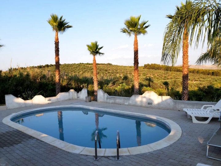 Neptune Flat♔ in Villa Marisa with Swimming Pool