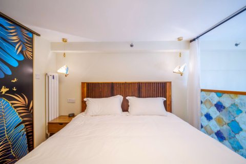 东港国际公馆海景loft酒店(大连威尼斯水城店)