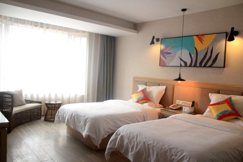 派酒店(新昌七星街道店)