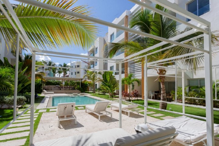 Luxurious Condo Steps from the Beach. F3. Los Corales. Playa Bavaro