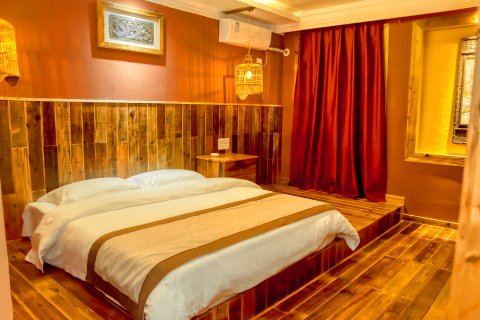 99优选酒店(成都宽窄巷子地铁站店)