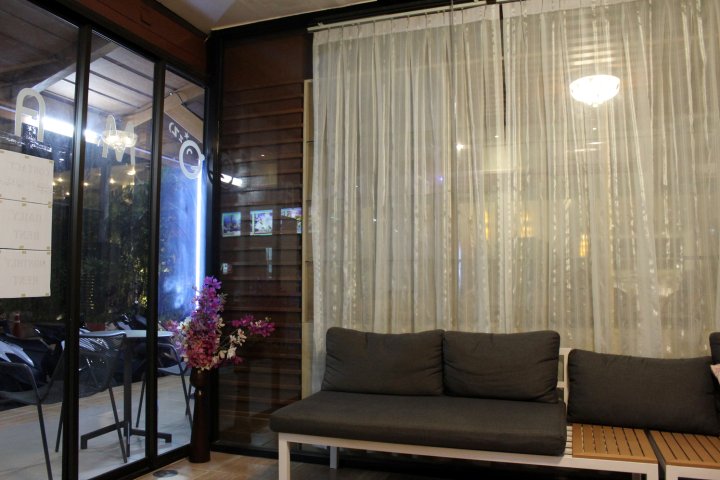 Cocoon Omaya Guest House