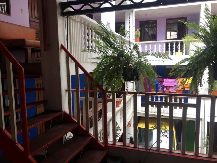 圭尤加酒店(Hostal la Guayunga - Hostel)