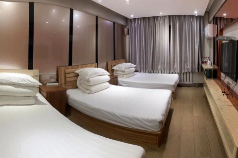 宁安东京城米兰时尚宾馆