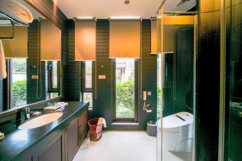 御泉山居秘境度假村