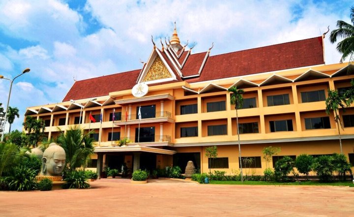 索万吴哥酒店(Sovann Angkor Hotel)