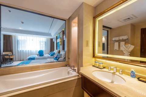 悦祥酒店(盘州东湖公园银杏广场店)