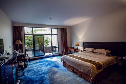 云霄云顶温泉大酒店