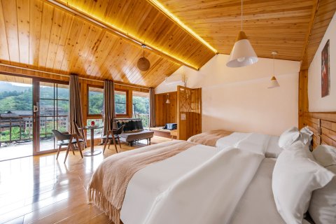 肇兴那时花开民宿