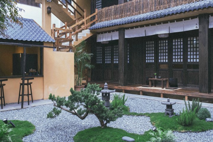 及坞·国风庭院(大理古城洱海门店)