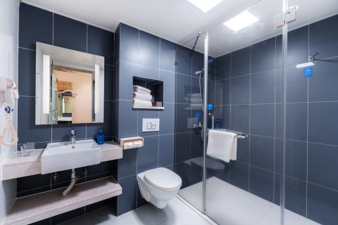 汉庭酒店(西双版纳告庄西双景店)