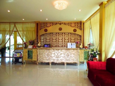 中拉杰公主酒店(Nakaraj Princess Hotel)