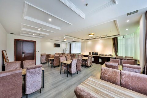 速8酒店(赤峰火车站园林路店)