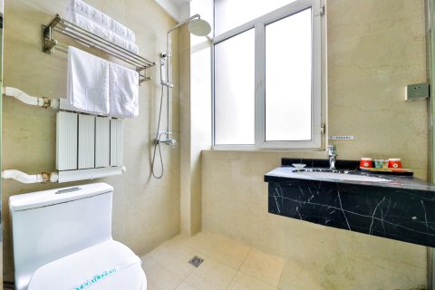 速8酒店(赤峰火车站园林路店)