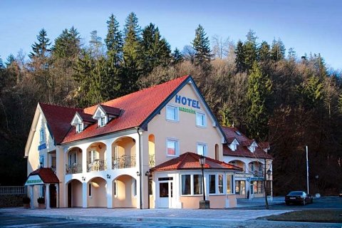 拉兹果塞科酒店(Hotel Razgorsek)