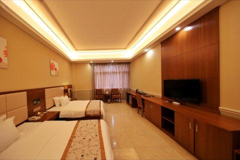 丰顺龙归寨瀑布酒店