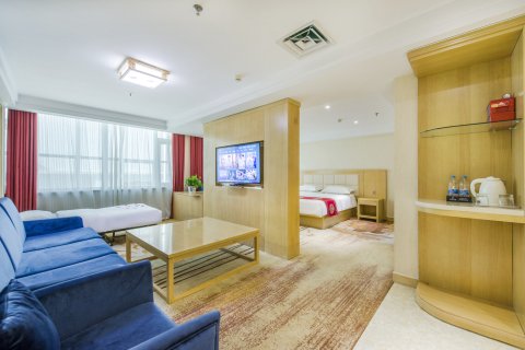 中卫大酒店(鼓楼高庙保安寺店)