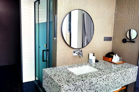 大理双廊半月拖蓝水景雅院