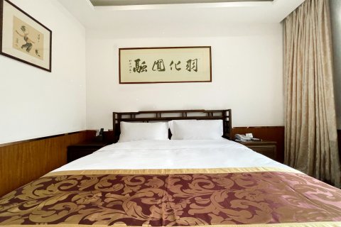 新沂龙舟驿酒店