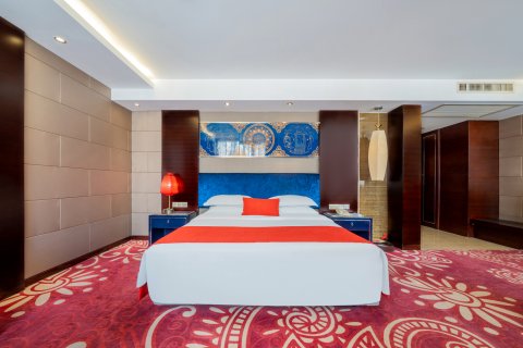 圣展酒店(崇左新城中心步行街店)