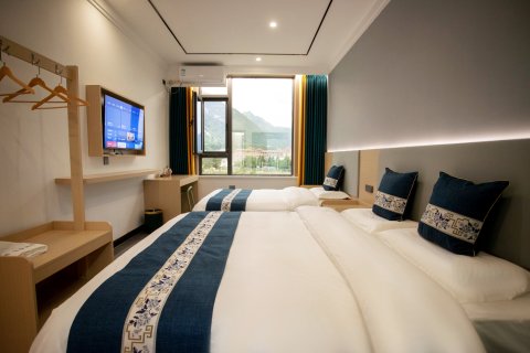 华山朋友圈客栈