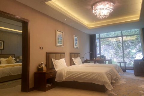 稻城日瓦翔云酒店