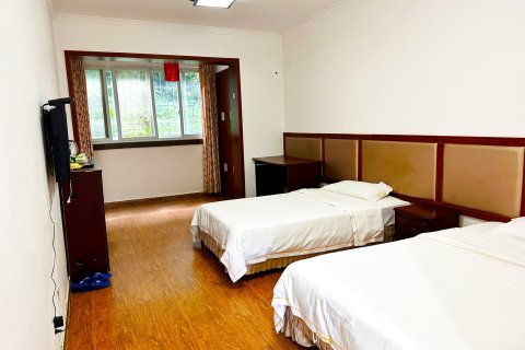 北川辛夷花大酒店